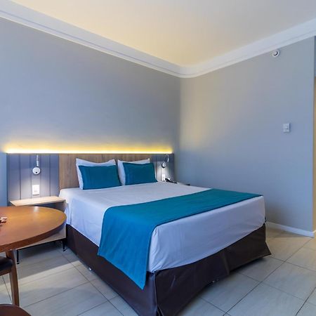 Parque Balneario Hotel Santos By Castelo Itaipava מראה חיצוני תמונה A room at the hotel