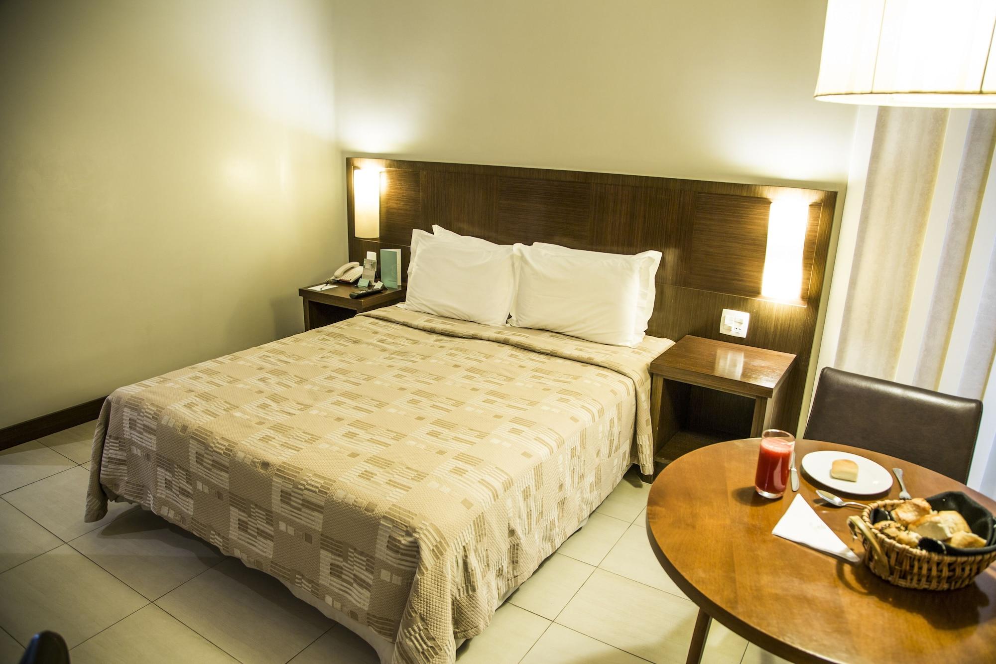 Parque Balneario Hotel Santos By Castelo Itaipava מראה חיצוני תמונה A room at the hotel