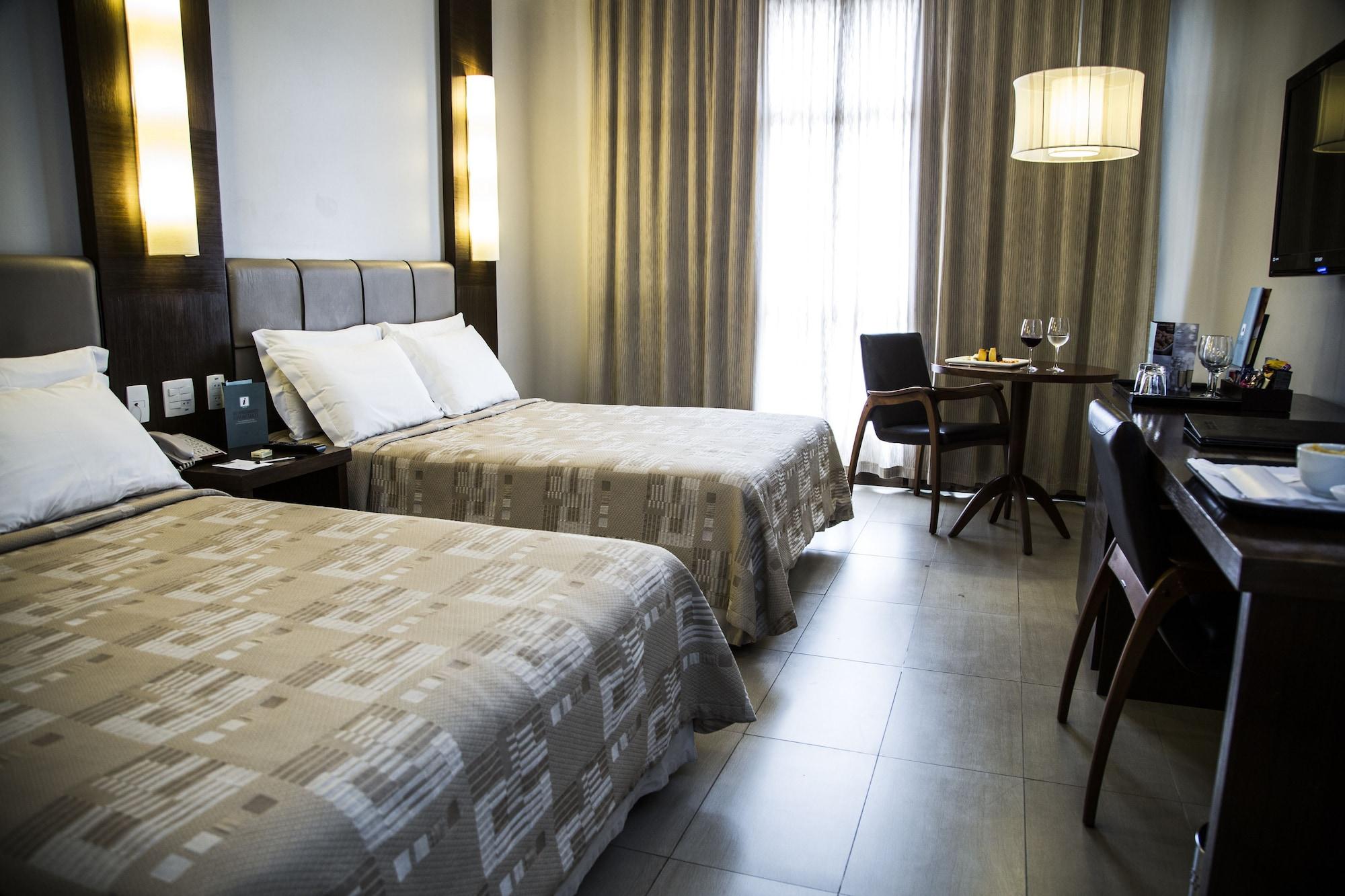 Parque Balneario Hotel Santos By Castelo Itaipava מראה חיצוני תמונה A room at the hotel