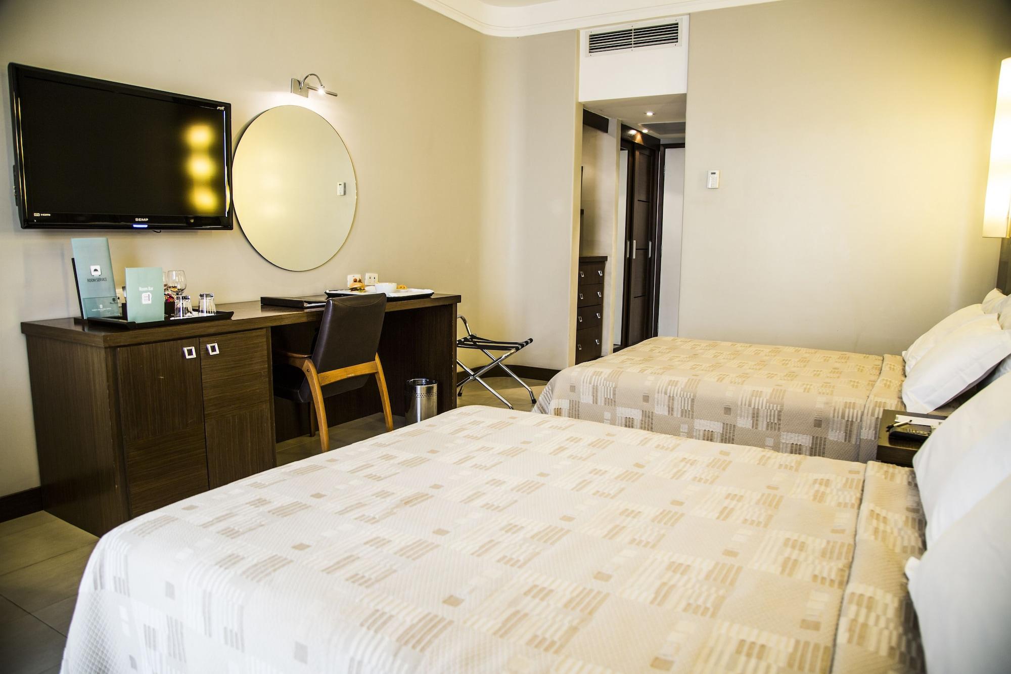 Parque Balneario Hotel Santos By Castelo Itaipava מראה חיצוני תמונה A room at the hotel