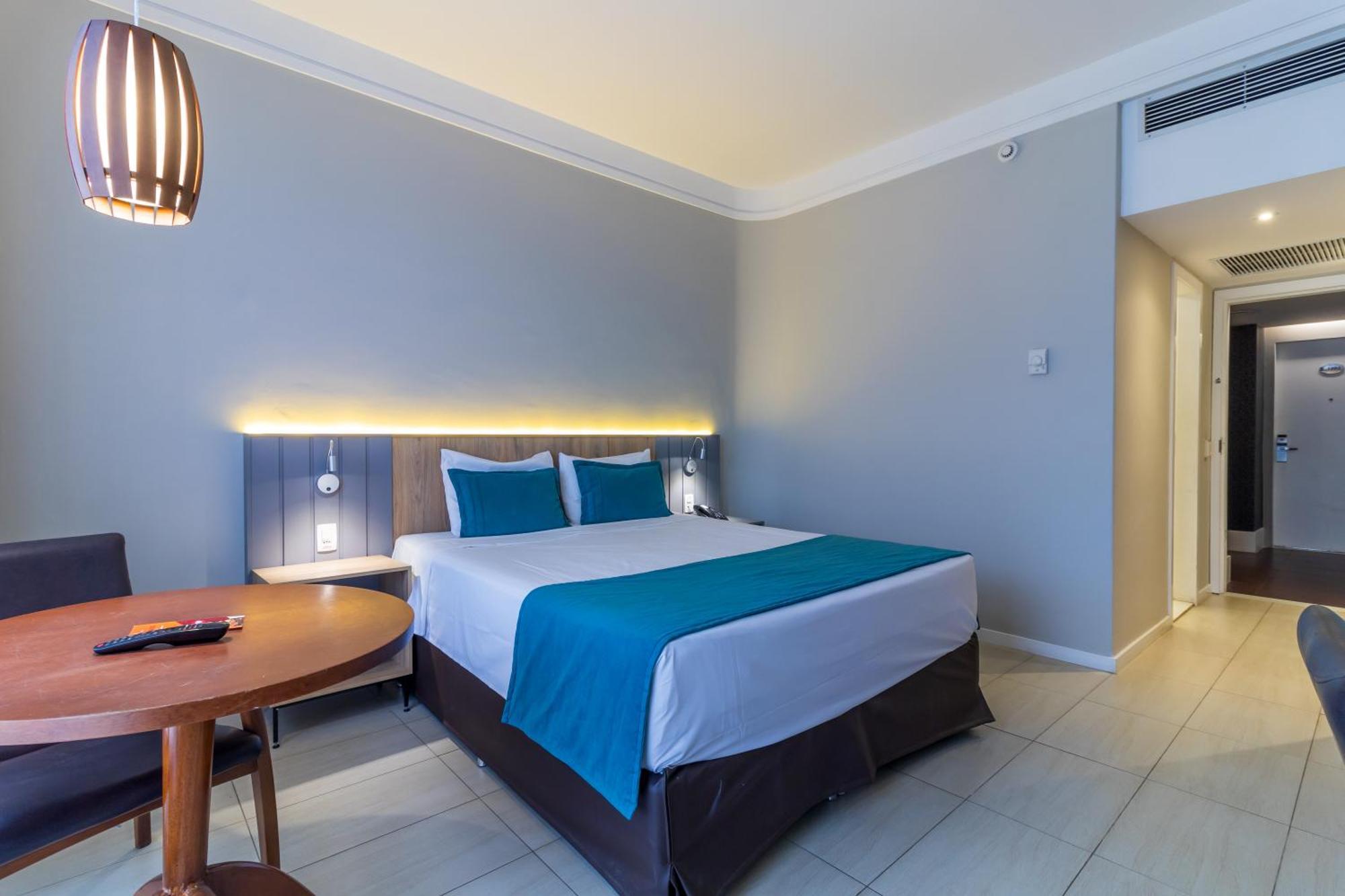 Parque Balneario Hotel Santos By Castelo Itaipava מראה חיצוני תמונה A room at the hotel