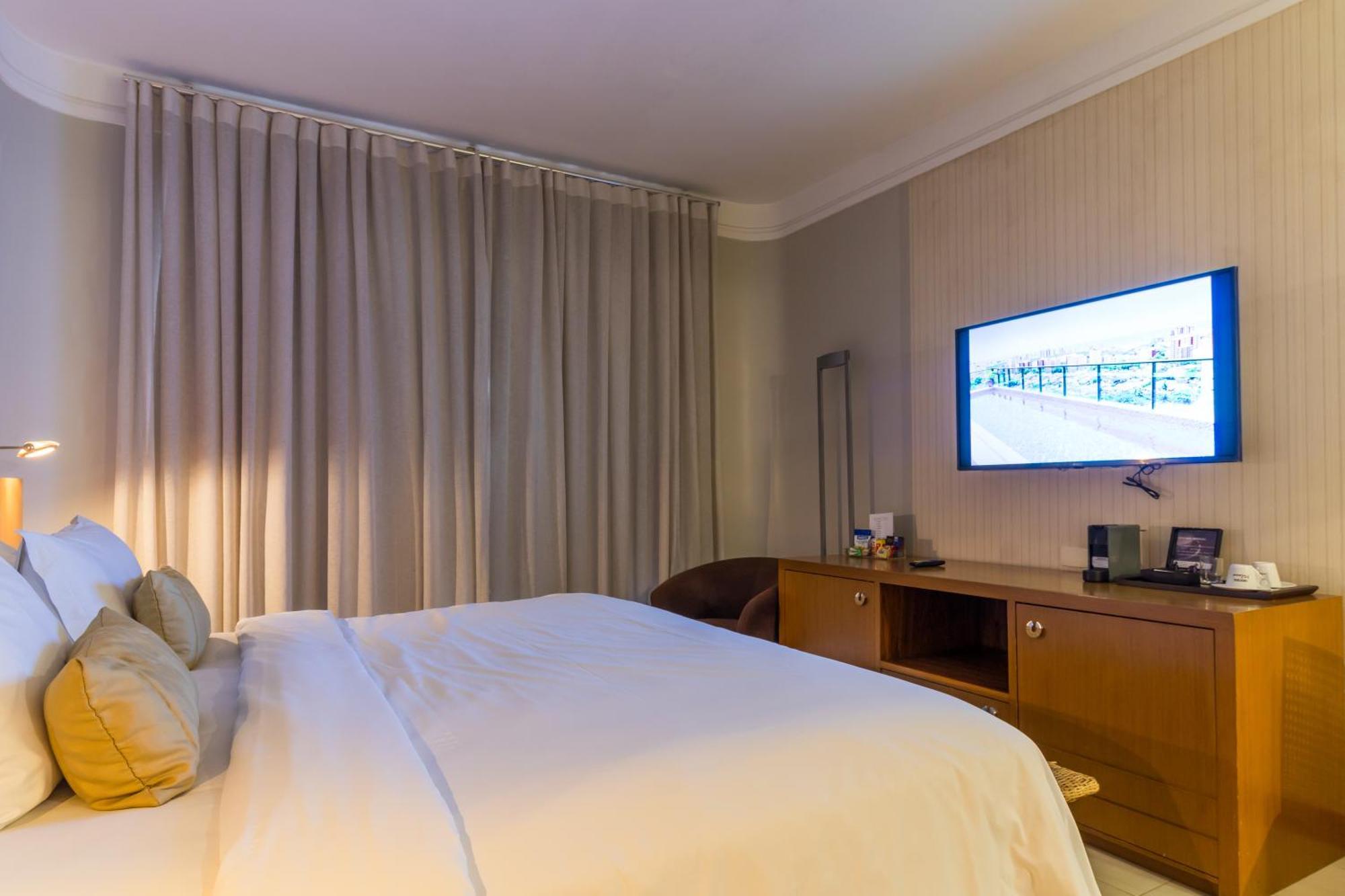Parque Balneario Hotel Santos By Castelo Itaipava מראה חיצוני תמונה A bedroom at the hotel