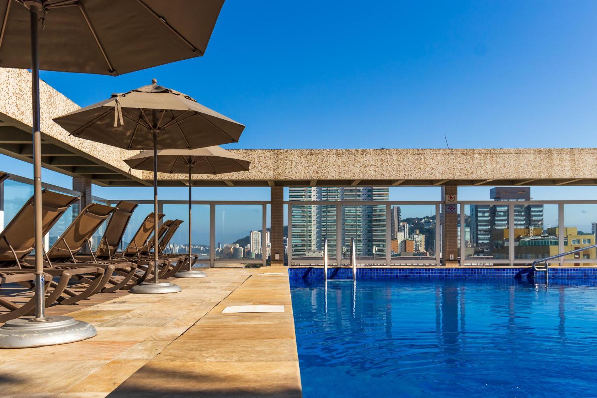 Parque Balneario Hotel Santos By Castelo Itaipava מראה חיצוני תמונה Rooftop pool