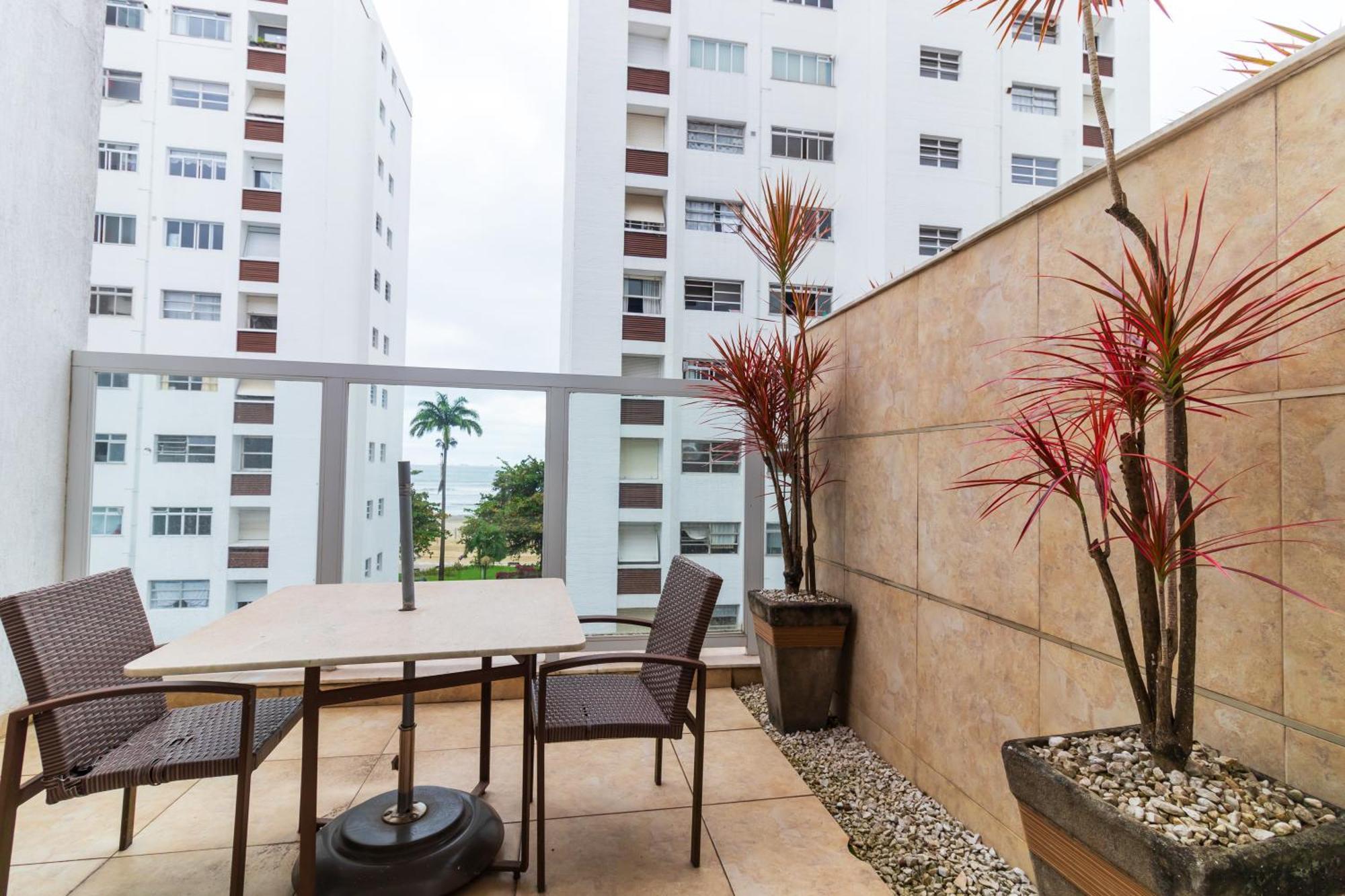 Parque Balneario Hotel Santos By Castelo Itaipava מראה חיצוני תמונה The courtyard at the hotel