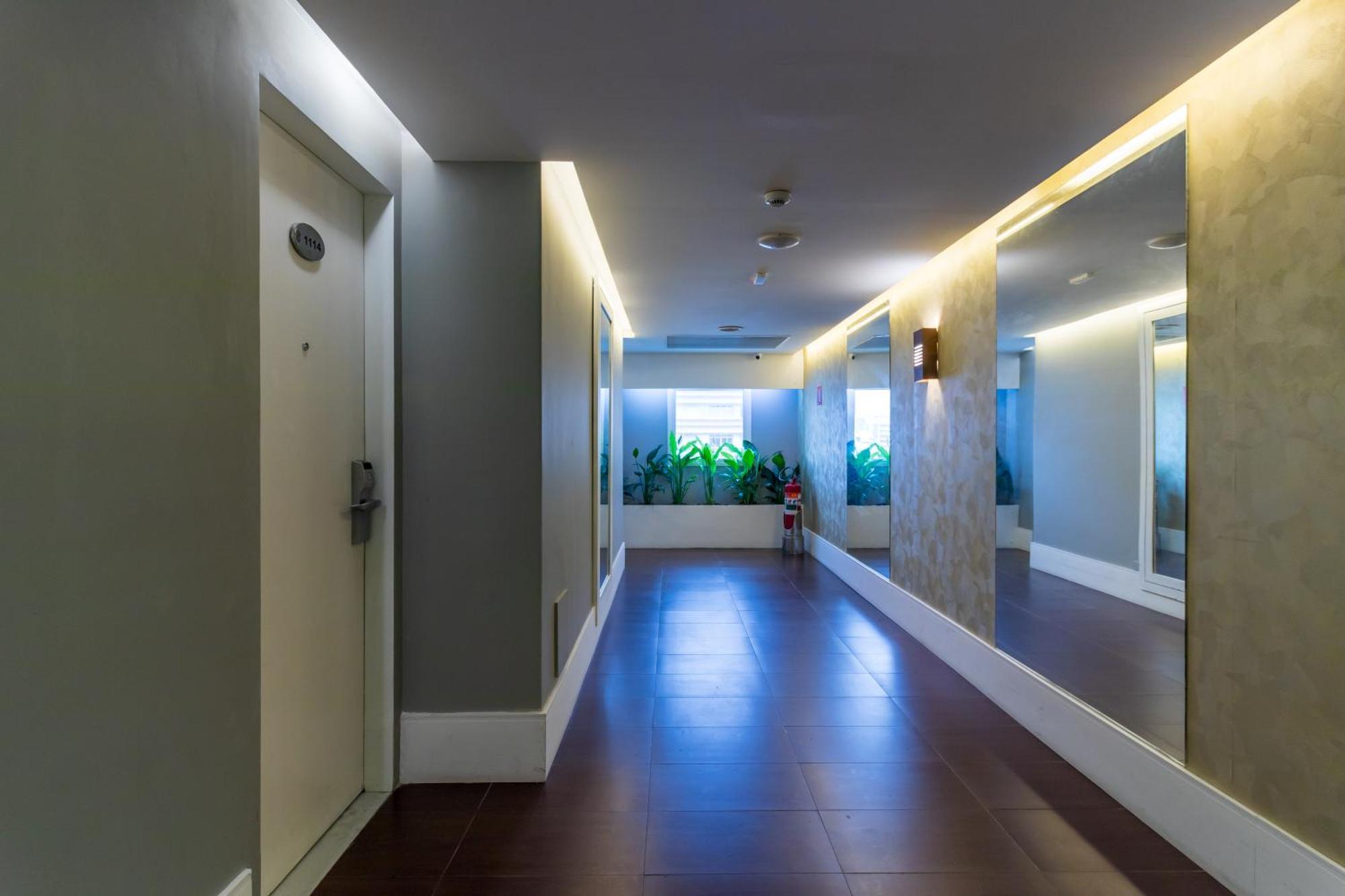 Parque Balneario Hotel Santos By Castelo Itaipava מראה חיצוני תמונה A corridor in a hotel